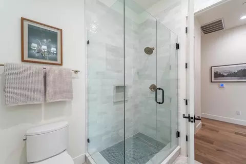 Bath - 2800 Penhurst Park, Modesto, CA 95355 photo 5 of 8
