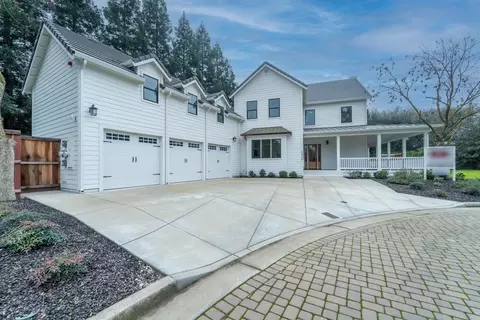 Exterior - 2800 Penhurst Park, Modesto, CA 95355 photo 5 of 8