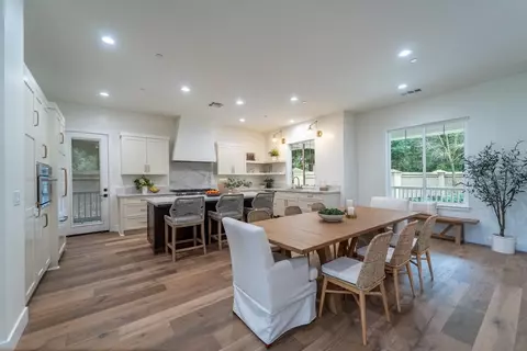 Dining - 2800 Penhurst Park, Modesto, CA 95355 photo 1 of 1