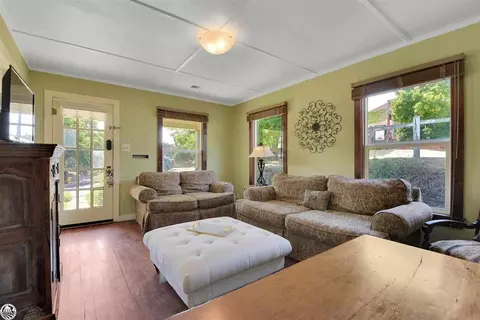 Living - 75 Main St, San Andreas, CA 95249 photo 1 of 3