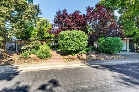 1222 Rosario St, Davis, CA 95618
