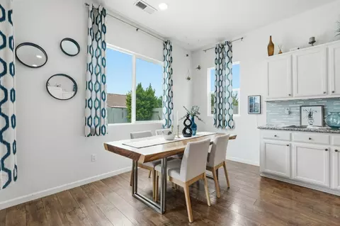 Dining - 1249 Blue Flax Dr, Patterson, CA 95363 photo 2 of 2