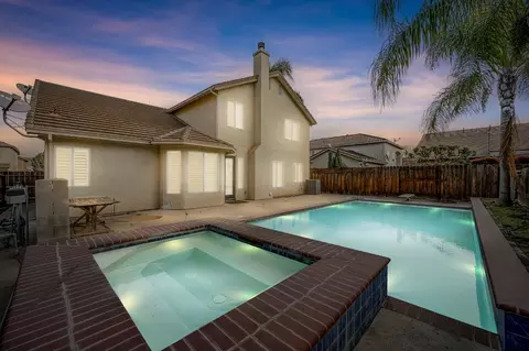 2800 Olympus Ct, Modesto, CA 95356