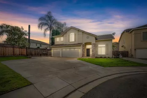 Exterior - 2800 Olympus Ct, Modesto, CA 95356 photo 3 of 6