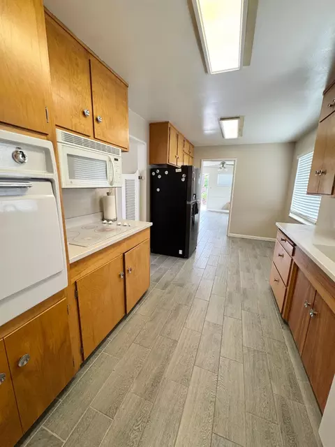 1101 E Monte Vista Ave, Turlock, CA 95382 photo 20