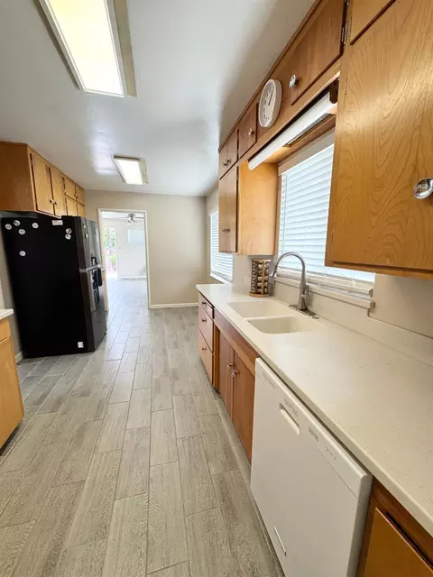 1101 E Monte Vista Ave, Turlock, CA 95382 photo 19