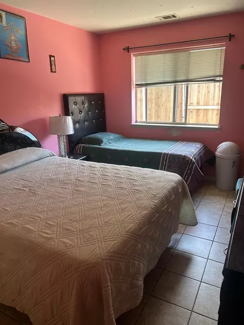 Bedroom - 304 W Madison St, Modesto, CA 95351 photo 1 of 3