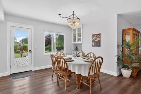 Dining - 1500 Mission Ave, Carmichael, CA 95608 photo 2 of 4