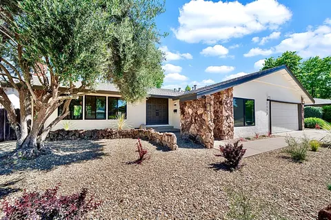 Exterior - 7113 Borrego Way, Carmichael, CA 95608 photo 2 of 5