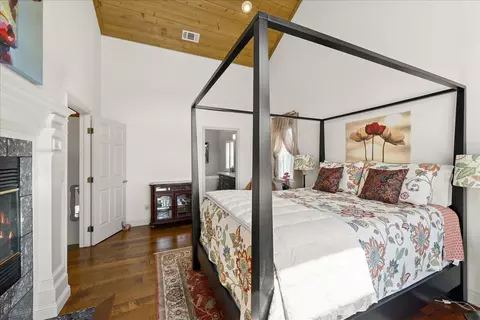 Bedroom - 4521 Cross Creek Rd, Cool, CA 95614 photo 7 of 7
