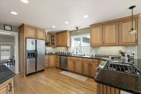 Kitchen - 4521 Cross Creek Rd, Cool, CA 95614 photo 3 of 6