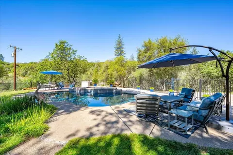Exterior - 4521 Cross Creek Rd, Cool, CA 95614 photo 10 of 16