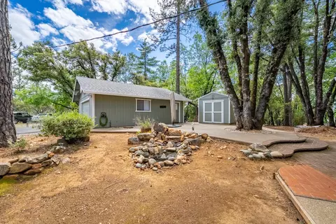 Exterior - 4933 Lakeside Dr, Placerville, CA 95667 photo 18 of 29