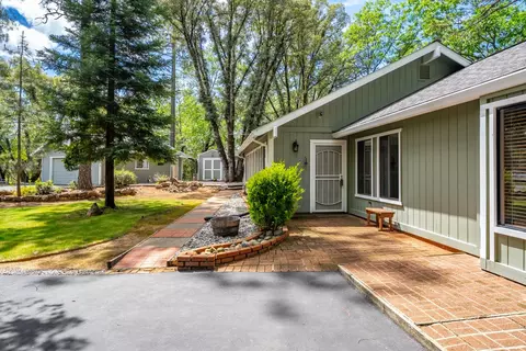 Exterior - 4933 Lakeside Dr, Placerville, CA 95667 photo 7 of 29