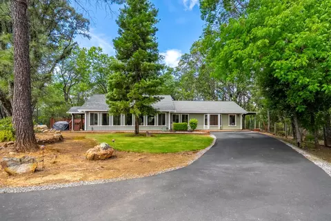 Exterior - 4933 Lakeside Dr, Placerville, CA 95667 photo 25 of 29