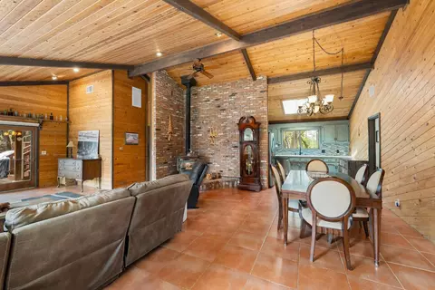 Dining - 4933 Lakeside Dr, Placerville, CA 95667 photo 2 of 3