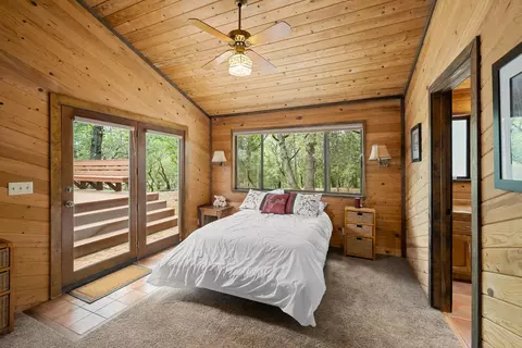 Bedroom - 4933 Lakeside Dr, Placerville, CA 95667 photo 1 of 2