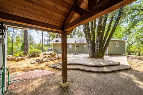 Exterior - 4933 Lakeside Dr, Placerville, CA 95667 photo 17 of 29