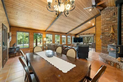 Dining - 4933 Lakeside Dr, Placerville, CA 95667 photo 1 of 3