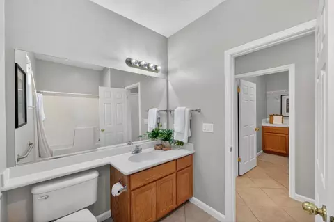 Bath - 25792 Grafton St, Esparto, CA 95627 photo 3 of 11
