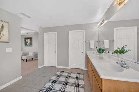 Bath - 25792 Grafton St, Esparto, CA 95627 photo 10 of 11