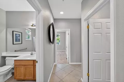 Entry Way - 25792 Grafton St, Esparto, CA 95627 photo 6 of 9