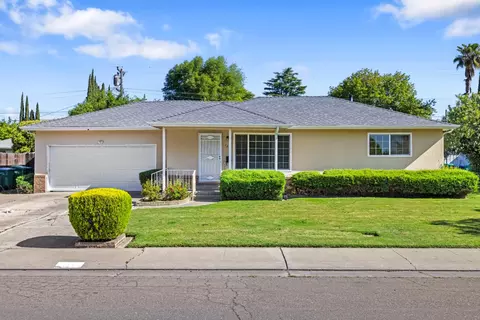 121 W Benjamin Holt Dr, Stockton, CA 95207