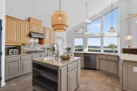 Kitchen - 15620 Meadowlark Ln, Sutter Creek, CA 95685 photo 5 of 5