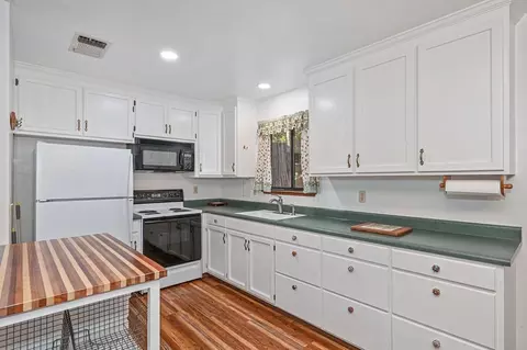 Kitchen - 789 Sawmill Rd, Alta, CA 95701 photo 2 of 3