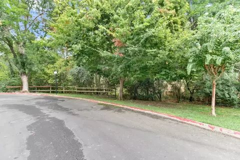 Exterior - 3961 Park Circle Ln #C, Carmichael, CA 95608 photo 5 of 7