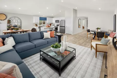 Living - 2413 Stagecoach Rd, Patterson, CA 95363 photo 1 of 1