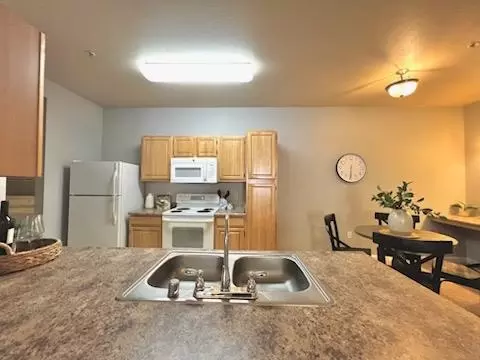 501 Gibson Dr #711, Roseville, CA 95678