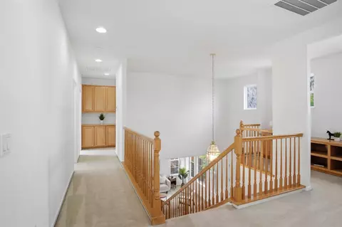 Entry Way - 4230 Eveningside Ln, Tracy, CA 95377 photo 4 of 5