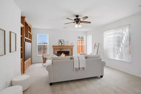 Living - 4230 Eveningside Ln, Tracy, CA 95377 photo 5 of 5