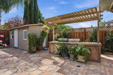Exterior - 4230 Eveningside Ln, Tracy, CA 95377 photo 8 of 8