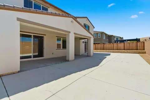 Exterior - 3115 Prospect Dr, Tracy, CA 95377 photo 6 of 9