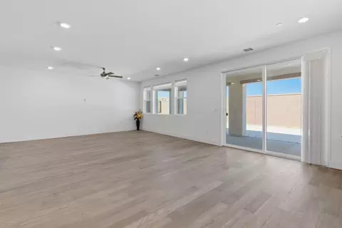 Living - 3115 Prospect Dr, Tracy, CA 95377 photo 3 of 6