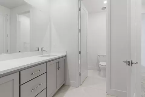 Bath - 3115 Prospect Dr, Tracy, CA 95377 photo 3 of 5