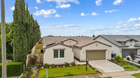Exterior - 3705 N Berkeley Ave, Turlock, CA 95382 photo 2 of 9