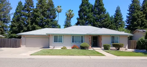 831 Homewood Dr, Yuba City, CA 95991