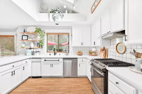 Kitchen - 6306 Perrin Way, Carmichael, CA 95608 photo 1 of 3