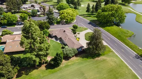 44098 Country Club Dr, El Macero, CA 95618