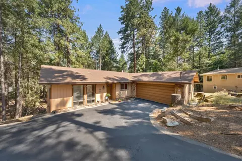 5531 Begonia Dr, Pollock Pines, CA 95726