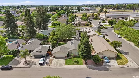 View/Area - 1480 Berry Dr, Turlock, CA 95382 photo 2 of 5