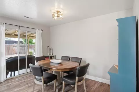 Dining - 1480 Berry Dr, Turlock, CA 95382 photo 1 of 2