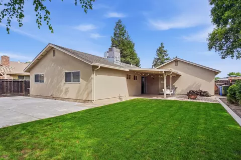 Exterior - 1480 Berry Dr, Turlock, CA 95382 photo 8 of 8