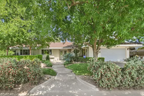 380 Wilhaggin Dr, Sacramento, CA 95864