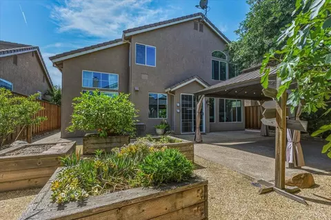 Exterior - 2735 Tejon St, Lodi, CA 95242 photo 15 of 21