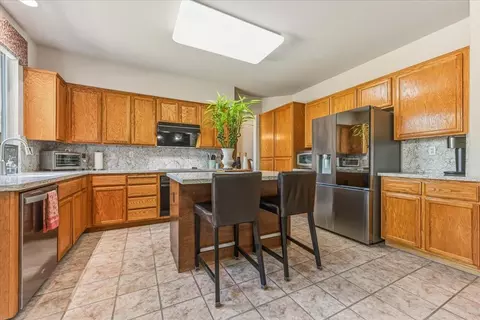 Kitchen - 2735 Tejon St, Lodi, CA 95242 photo 8 of 8