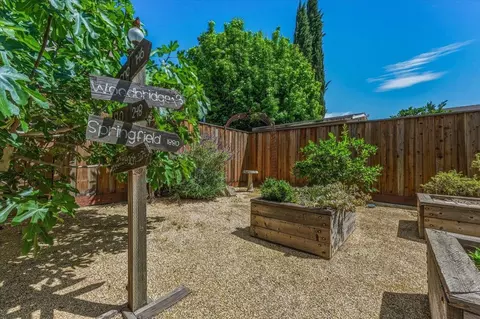 Exterior - 2735 Tejon St, Lodi, CA 95242 photo 9 of 21